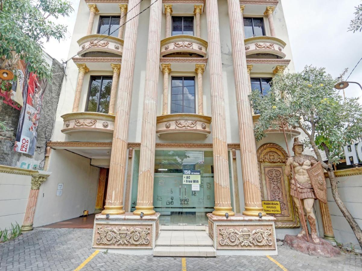 Oyo 90695 Srikandi Nologaten Yogyakarta Exterior photo
